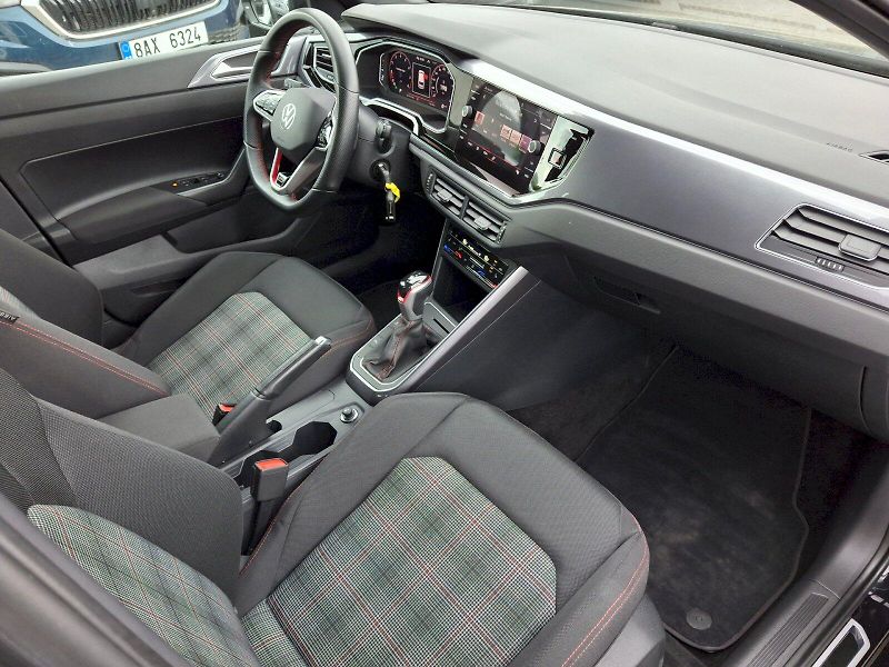 Volkswagen Polo (2023) GTI DSG 2,0TSi 152kW - fotka 13 z 34
