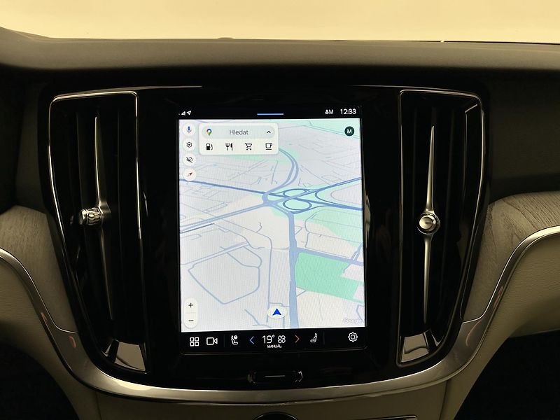 Volvo V60 2.0 B5 4x4 CC PLUS - fotka 24 z 31