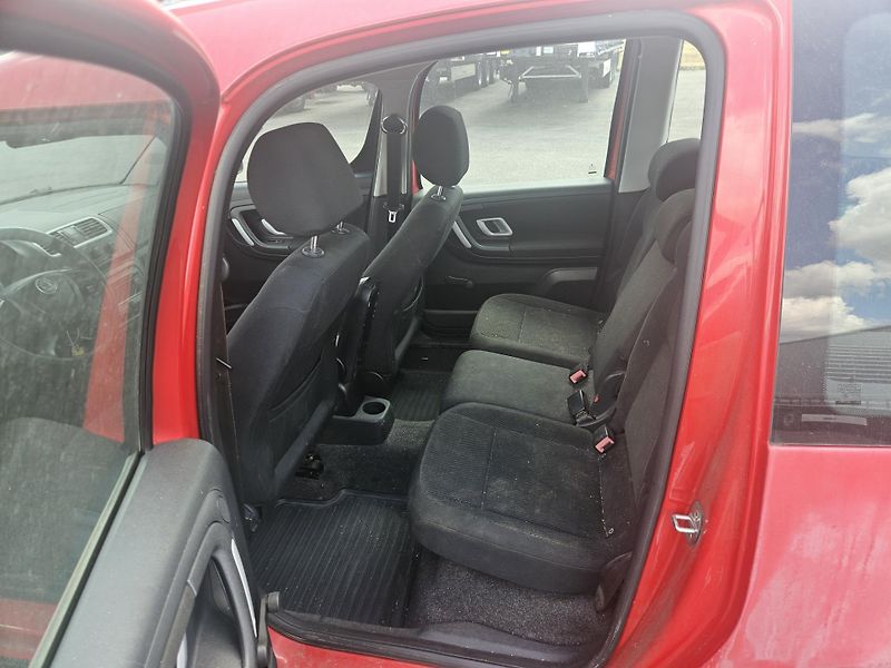 Škoda Roomster 1,4 16V benzin tažné - fotka 6 z 10