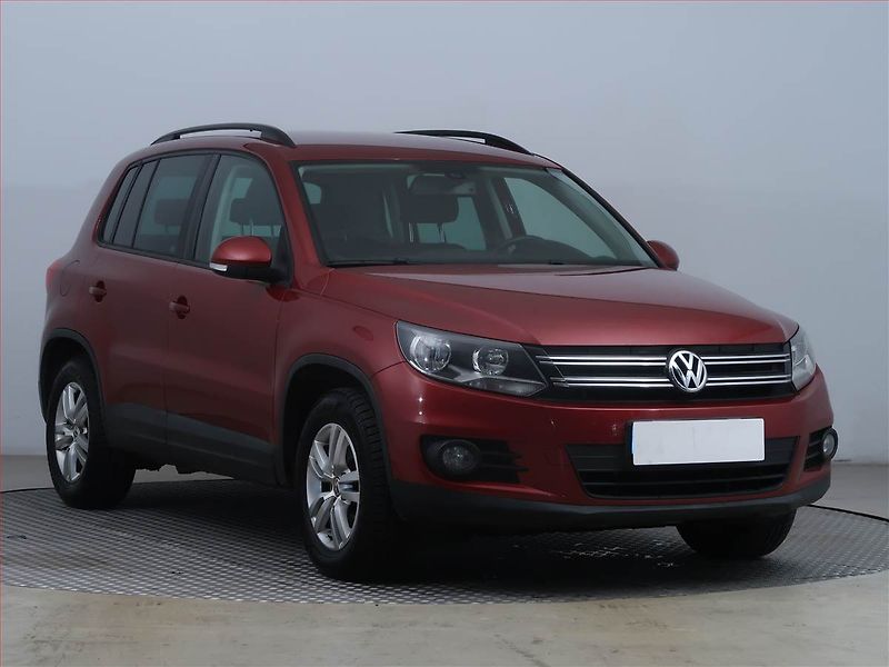 Volkswagen Tiguan (2013) 2.0 TDI, Tempomat - fotka 2 z 15