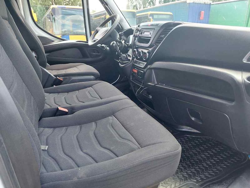 Iveco Daily 70C17 chladící 10 palet - fotka 27 z 41