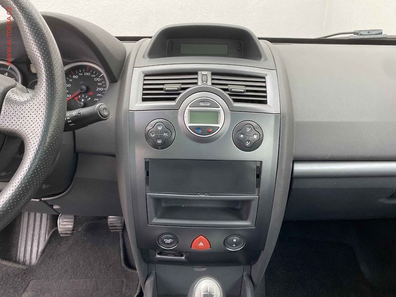 Renault Mégane (2007) 1.6i CC, Dynamique - fotka 13 z 15