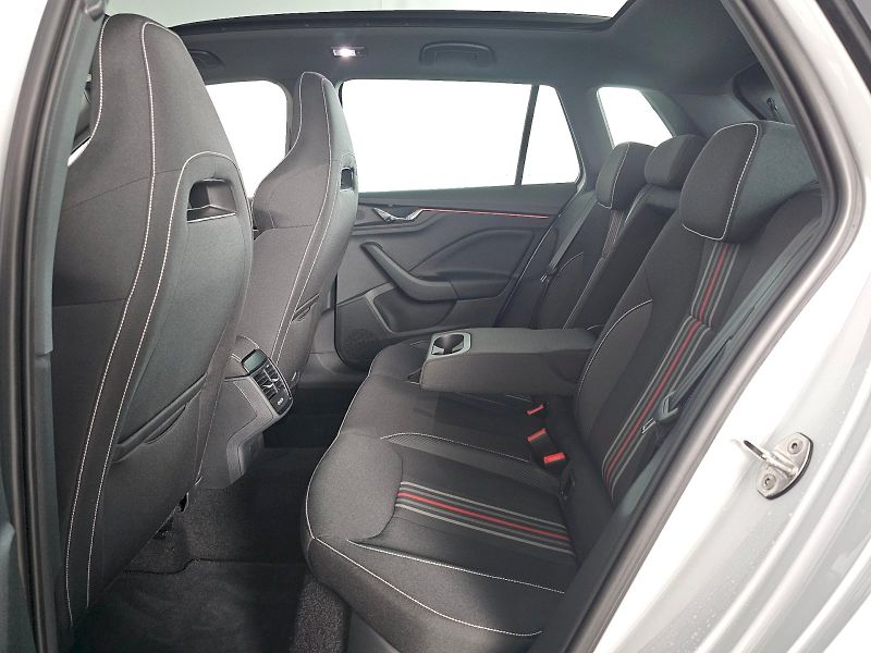 Škoda Kamiq (2025) 1.0TSi 85kW MONTE CARLO - fotka 7 z 35