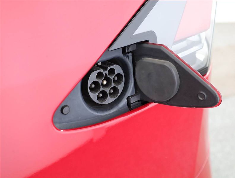 Tesla Model X (2020) Long Range Plus, SoH 93% - fotka 24 z 25