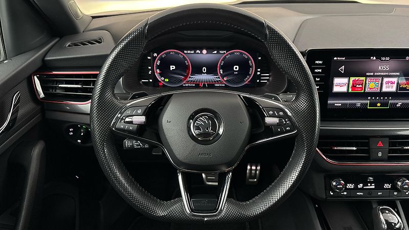 Škoda Kamiq 1.5 TSI DSG Monte Carlo - fotka 9 z 30