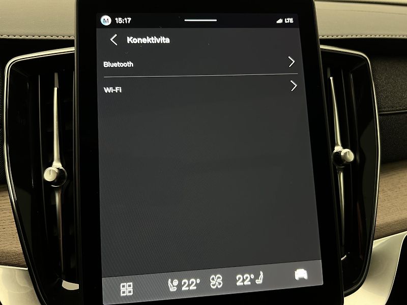 Volvo XC90 T8 AWD RECH. ULTRA DARK 7 MÍST - fotka 44 z 49