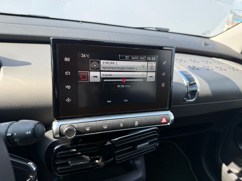 Citroën C4 Cactus 1.6 BlueHDi 73kW - fotka 19 z 27