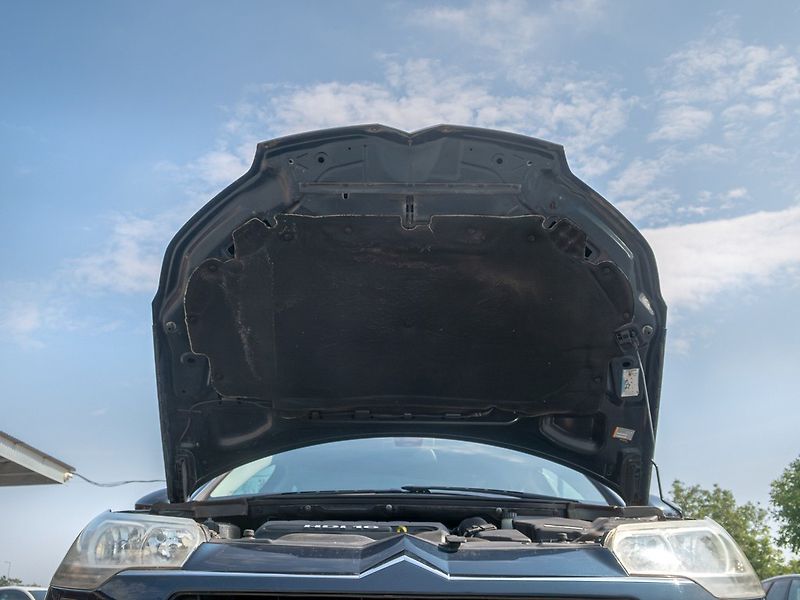 Citroën C5 (2011) 2.0HDI 103KW – PO SERVISU - fotka 35 z 39