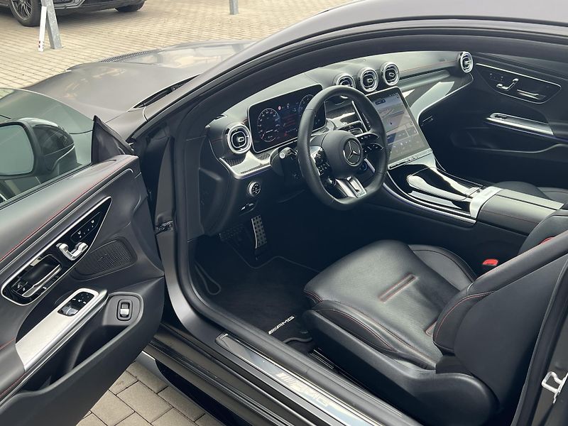 Mercedes-Benz CLE (2024) AMG 53 4MATIC 330kW - fotka 9 z 64