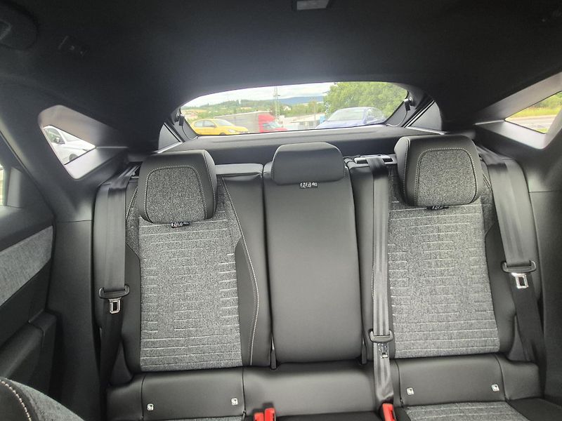 Peugeot 3008 (2026) ALLURE Hybrid 145 e-DCS6    - fotka 21 z 21