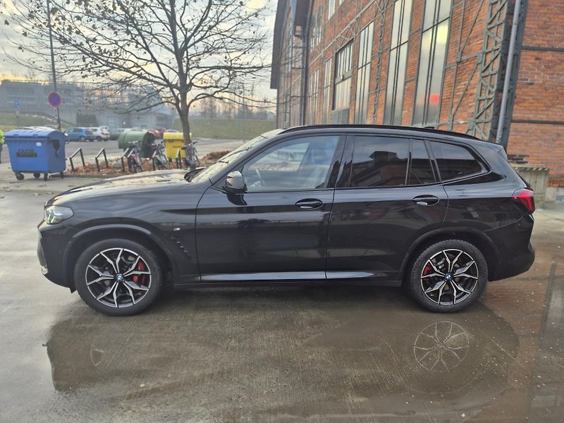BMW X3 (2024) xDrive 30d M PAKET - fotka 2 z 29