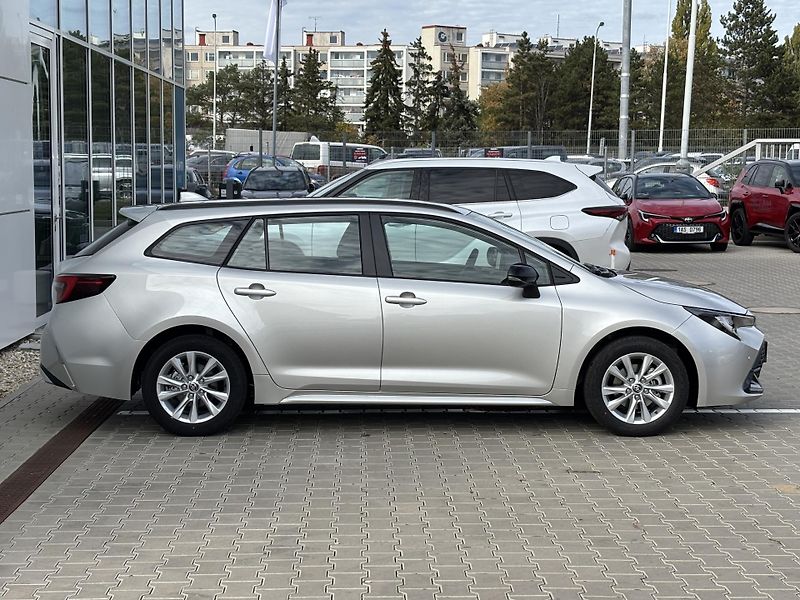 Toyota Corolla (2026) TS COMFORT TECH 1,8 HEV - fotka 13 z 14