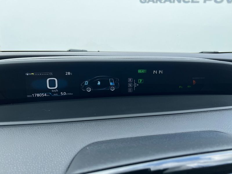 Toyota Prius (2016) 1.8VVT-i HYBRID Kamera! HUD! - fotka 15 z 39