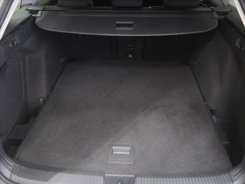Volkswagen Golf 1,5 TSI EVO Life 1.majitel CZ - fotka 8 z 34