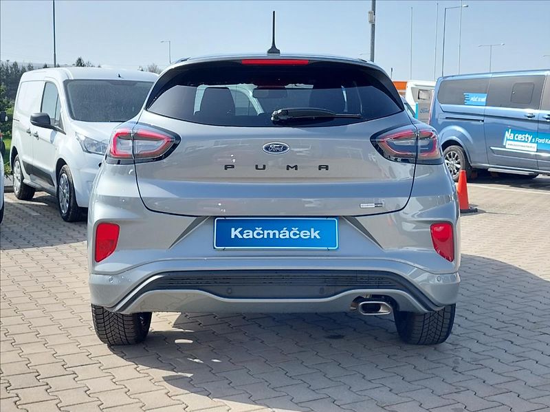 Ford Puma 1,0 EcoBoost mHEV AUT ST-Line - fotka 4 z 26