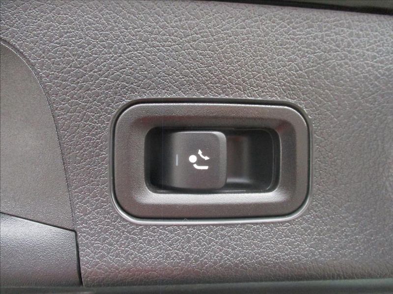 Mercedes-Benz CLA 1,5 180D, digiklima,servis, - fotka 13 z 51