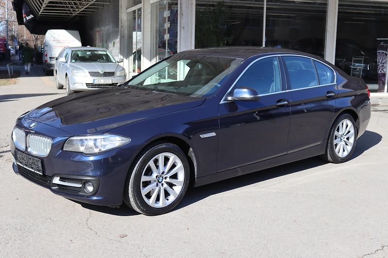 BMW Řada 5 530D XDRIVE F10 190kW - fotka 16 z 50