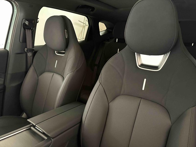 Omoda 7 (2026) PHEV luxury  - fotka 20 z 67