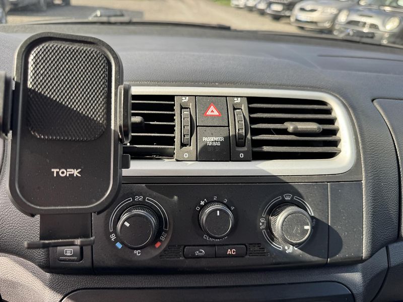 Škoda Fabia 1.6,77kw,AUTOMAT,klima - fotka 27 z 33