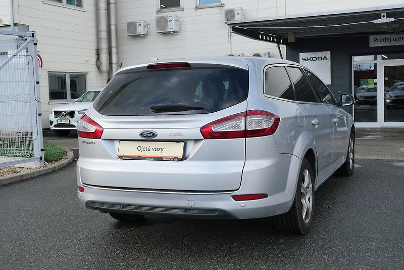 Ford Mondeo - fotka 2 z 6