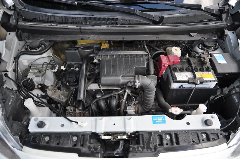 Mitsubishi Space Star 1.2i 59kW - fotka 9 z 15