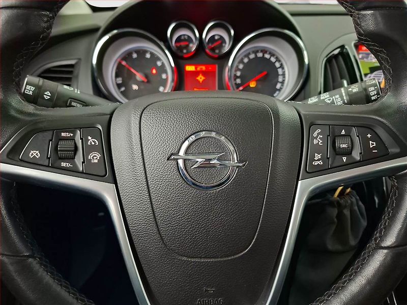 Opel Astra (2016) 1.6 CDTI, ČR,1.maj, Navi - fotka 16 z 17