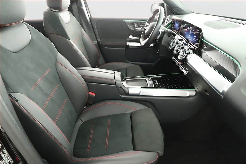 Mercedes-Benz GLB (2025) 200 d 4MATIC - fotka 7 z 27