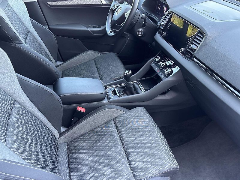 Škoda Karoq (2023) 1.5 TSI Style + - fotka 9 z 28