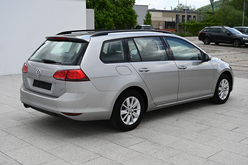 Volkswagen Golf VII 1.2TSI 77KW POHON ŘEMEN  - fotka 5 z 47