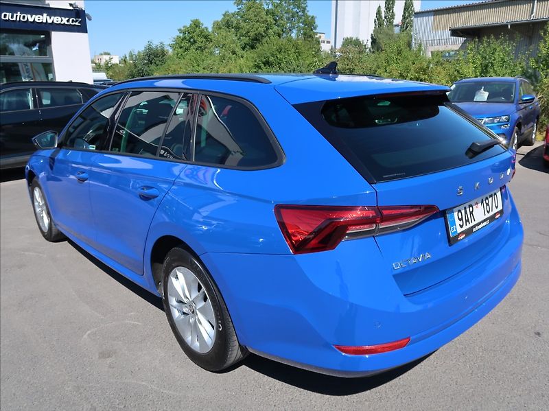 Škoda Octavia 2,0 TDi,110kW,DSG,Serv.k.,DPH - fotka 4 z 28
