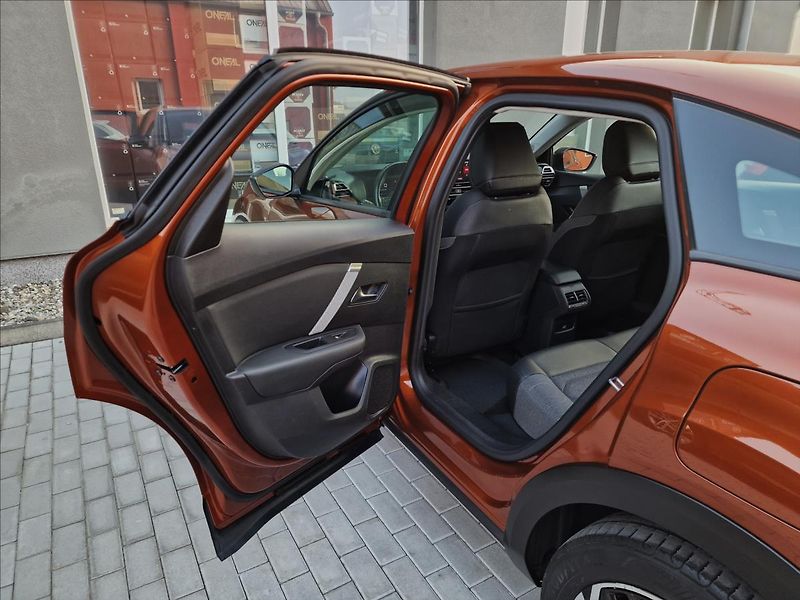 Citroën C4 1.2PureTech 96kW Feel Pack,ČR - fotka 18 z 50
