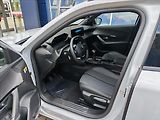 Peugeot 2008 (2026) 1,2 2008 ALLURE Turbo 100 MAN6 - náhled 12