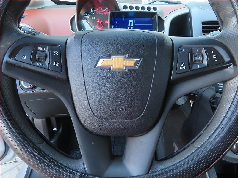 Chevrolet Aveo (2012) 1.4 i 16V, Tažné, oblíbený vůz - fotka 17 z 18
