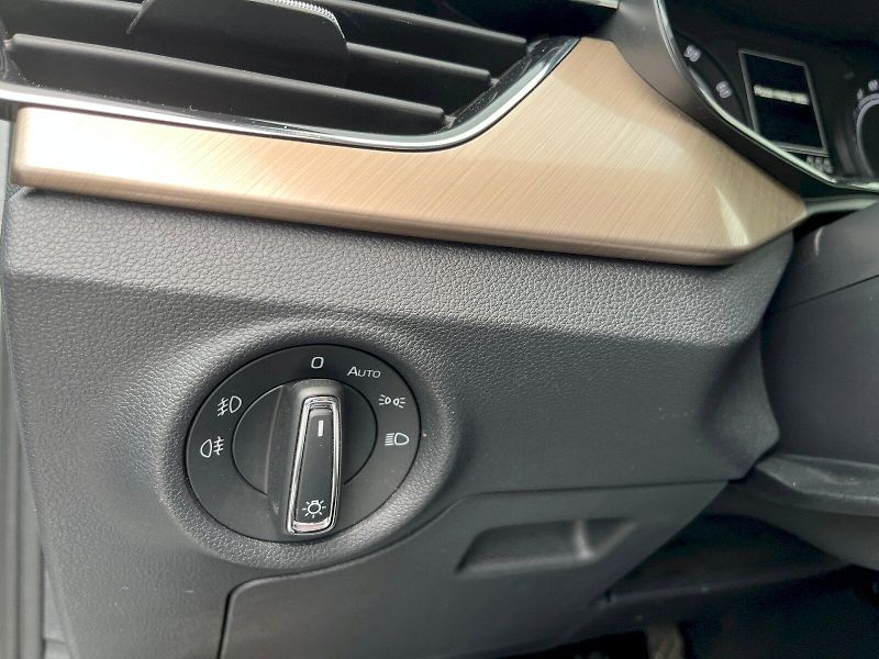 Škoda Kamiq (2023) 1.0 TSI 81 kW Style - fotka 11 z 25