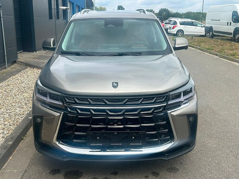 Dongfeng Ostatní EXCLUSIVE - fotka 2 z 22