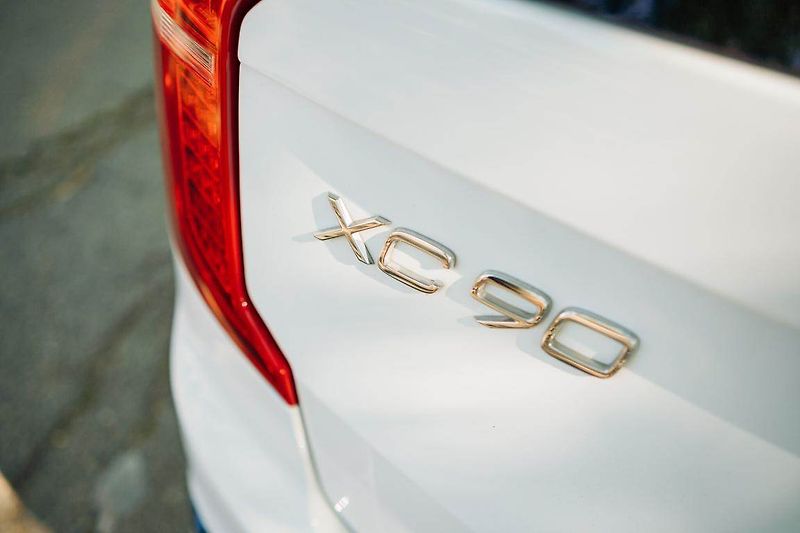 Volvo XC90 (2021) B6 AWD - fotka 15 z 31