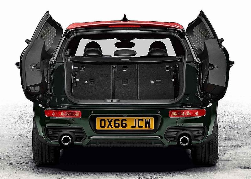 Mini Clubman John Cooper Works.