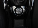 Peugeot 2008 (2017) 1.6 BlueHDi, Navi, Tempomat - náhled 17