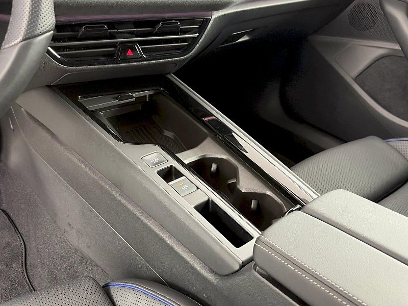 Volkswagen Passat (2026) R-Line 2.0 TSI 195kW 4Motion D - fotka 32 z 43