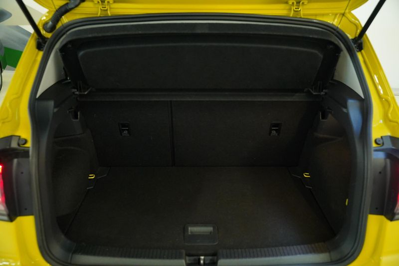 Volkswagen T-Cross - fotka 28 z 28