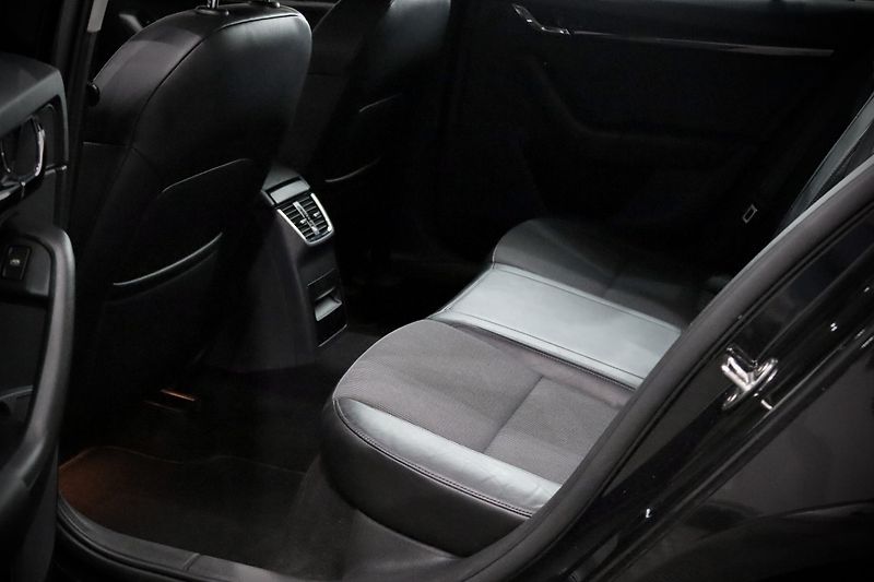 Škoda Octavia 3 FL Combi 1.4 TSI 110 kW - fotka 21 z 37