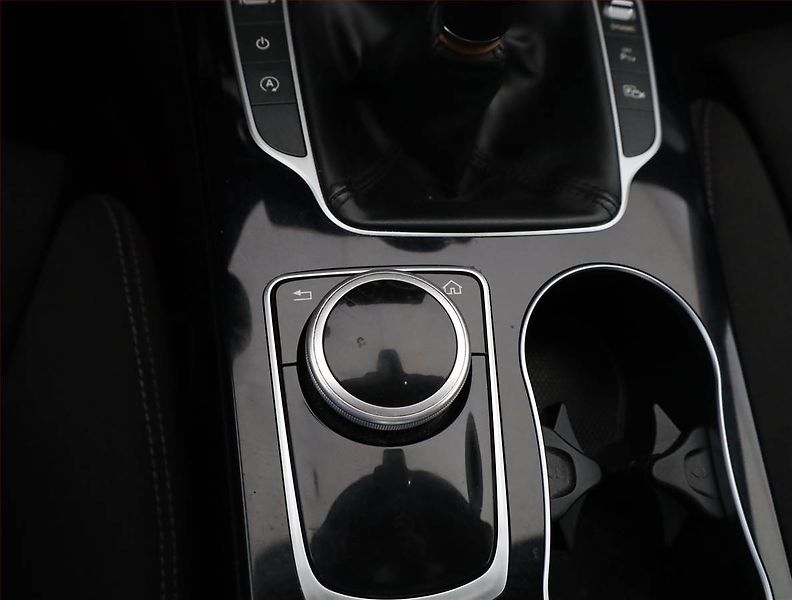 Mercedes-Benz Třídy C (2020) C 200 d, Navi, Tempomat - fotka 12 z 21