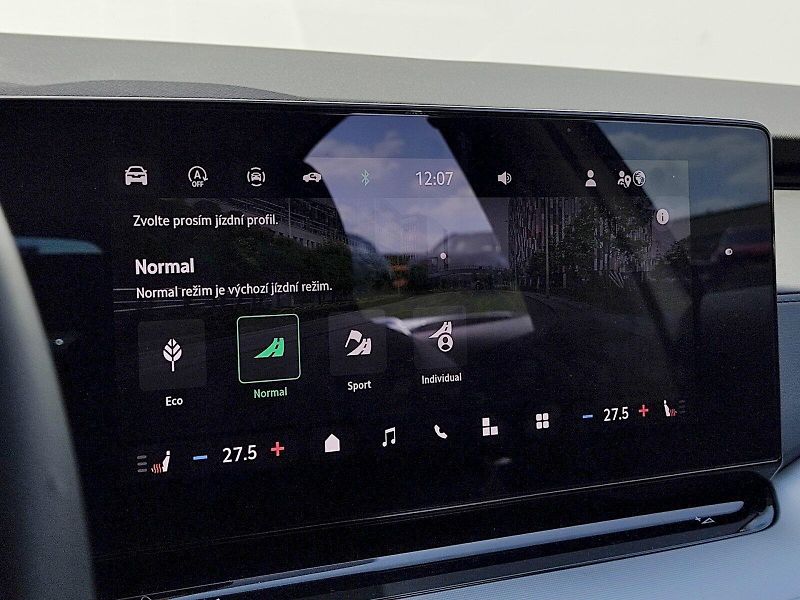 Škoda Octavia (2024) Selection 1,5 Tsi 110 Kw - fotka 10 z 37