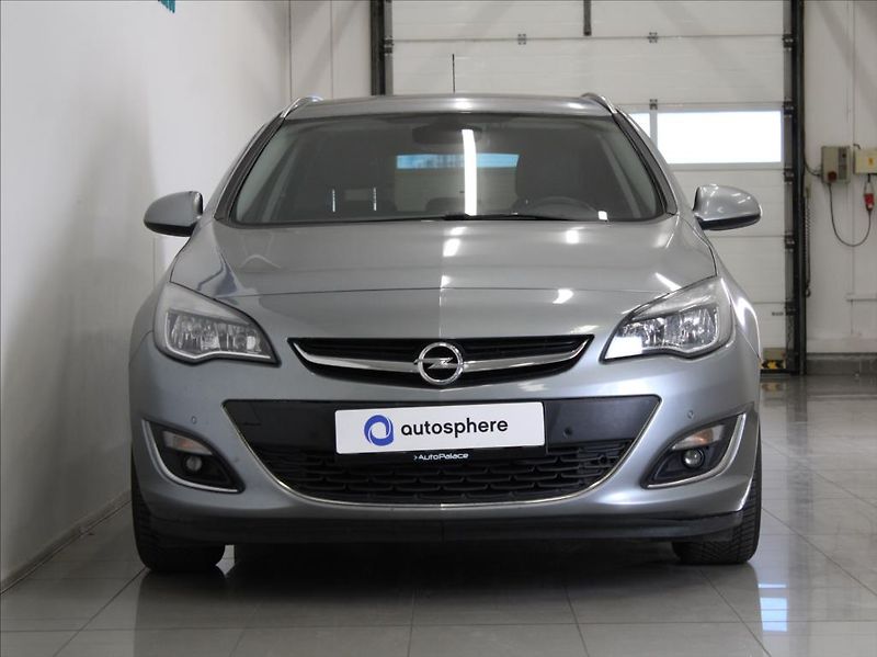 Opel Astra 1,6 CDTi 81kW Cosmo Výprodej - fotka 2 z 19