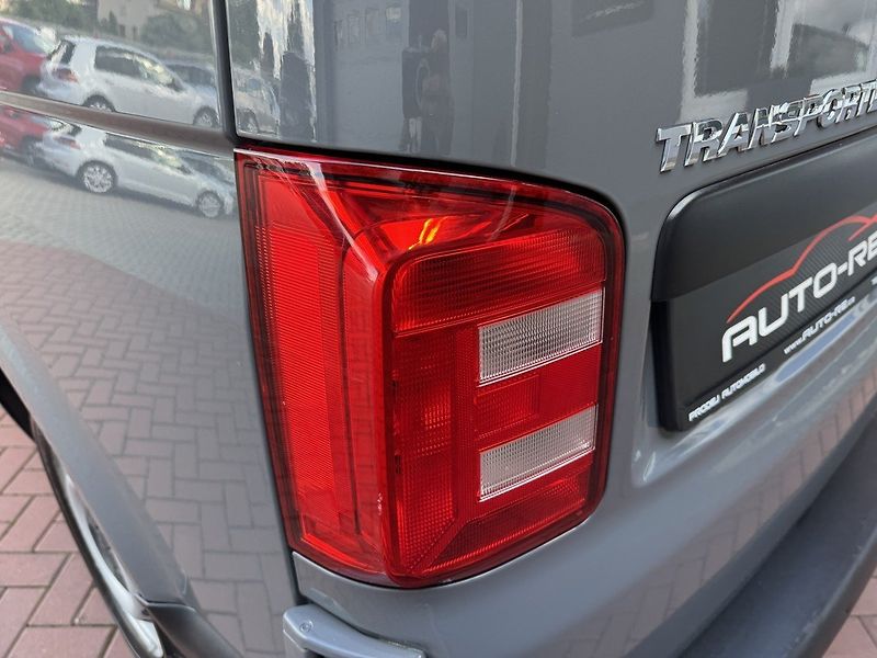 Volkswagen Transporter (2019) 2.0TDi Klima 5Míst Bluetooth - fotka 43 z 49