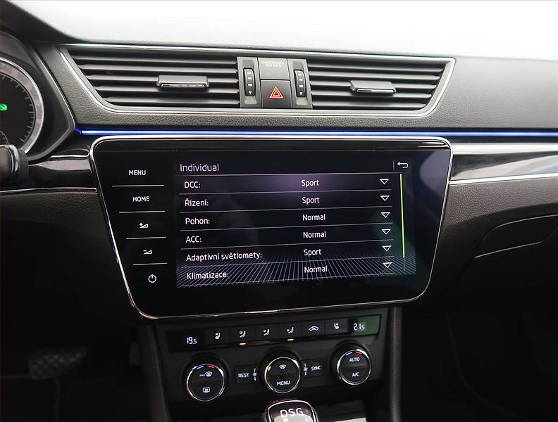 Škoda Superb (2016) Laurin&Klement 2.0 TSI - fotka 19 z 31