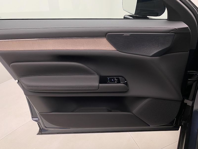 Volvo ES90 (2026) PURE ELECTRIC EXT.SINGLE ULTRA - fotka 7 z 75