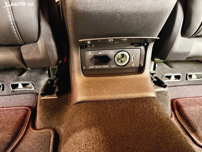 Škoda Kodiaq 2.0 TDi DSG 4x4 Sportline - fotka 28 z 34