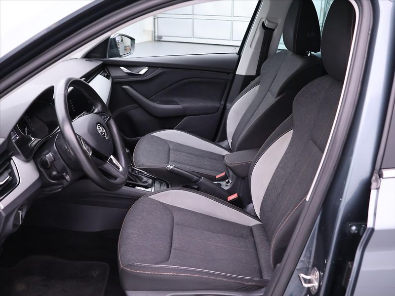 Škoda Kamiq 1,5 TSI 110kW Style DSG CZ - fotka 10 z 34