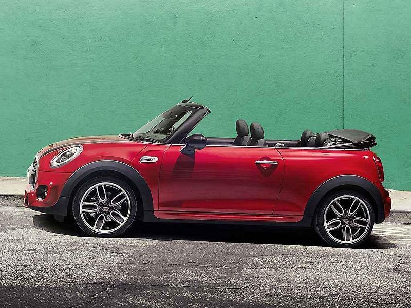Mini Cabrio.